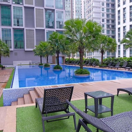 Soho Suites Klcc By Perfect Host 쿠알라룸푸르 외부 사진