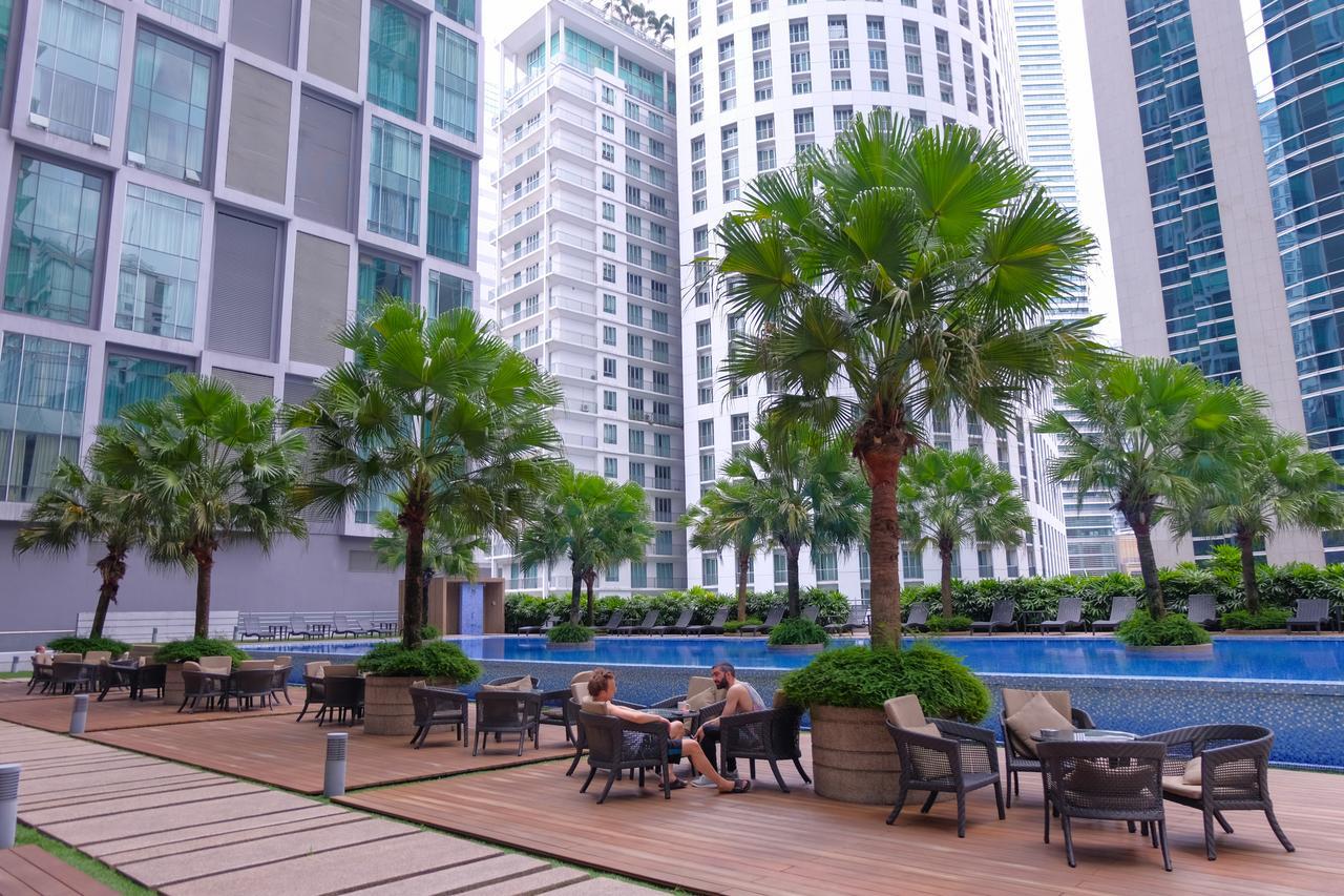 Soho Suites Klcc By Perfect Host 쿠알라룸푸르 외부 사진